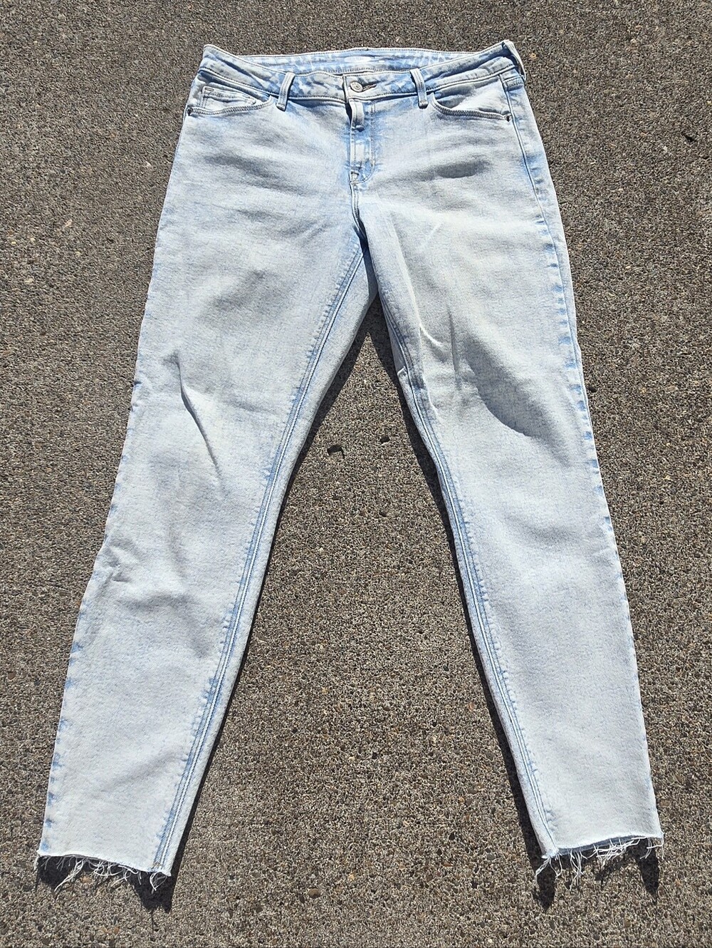 Old Navy Rockstar Suoer Skinny Ankle Jeans